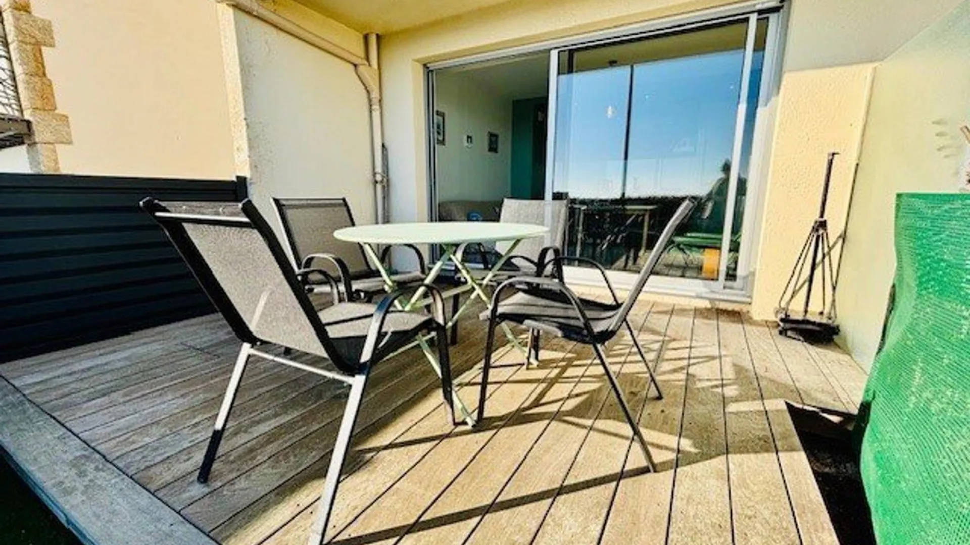 Appartamento Quiberon : 2 Pieces Avec Jardin Prive, Terrasse Et Parking A 2 Pas De La Cote - Fr-1-478-299 Francia